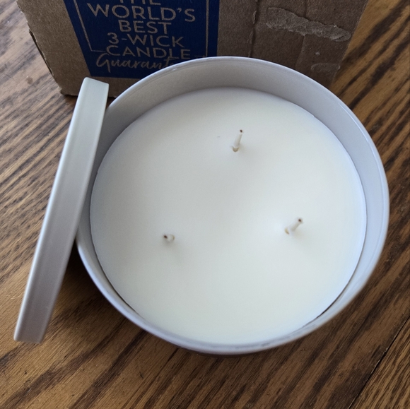 🛍BOGO 50% OFF🥃🤎🕯NWT‼️ White Barn "Leather & Brandy" 3-wick Candle - Picture 4 of 10